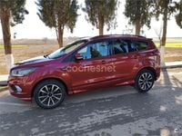 Usado Ford Kuga ST-Line 150 HP (110 kW) 2017 Vermelho SUV