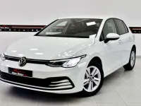 Usado VW Golf VIII Life 116 CV (85 kW) 2022 Blanco Utilitario