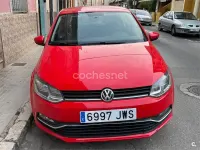 Usado VW Polo 90 CV (66 kW) 2017 Rojo Berlina
