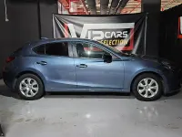 Usado Mazda 3 101 CV (74 kW) 2015 Azul Berlina