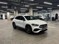 Usado Mercedes GLA200 150 CV (110 kW) 2022 Blanco SUV