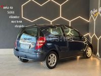 Usado Mercedes A160 Elegance 82 CV (60 kW) 2005 Azul Berlina