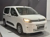 Używany Citroën Berlingo Feel 102 KM (75 kW) 2020 Biały Minivan