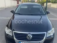 Usado VW Passat Trendline 105 CV (77 kW) 2008 Negro Berlina