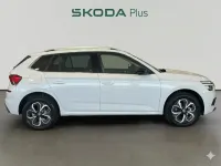 Usado Skoda Kamiq Selection 115 CV (84 kW) 2025 Blanco SUV