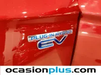 Usado Mitsubishi Outlander P-HEV 203 CV (149 kW) 2016 Rojo SUV