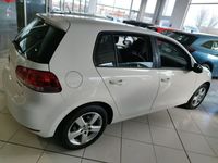 Usado VW Golf VII Advance 105 CV (77 kW) 2012 Blanco