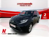 Usado Toyota Aygo X Play 72 CV (52 kW) 2022 Negro SUV