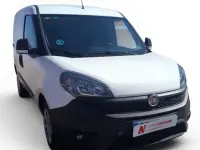 Usado Fiat Doblò 90 CV (66 kW) 2022 Blanco Monovolumen