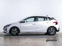 Usado Hyundai i20 101 CV (74 kW) 2024 Blanco Utilitario