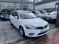 Usado Kia Ceed Plus 90 CV (66 kW) 2011 Blanco Utilitario