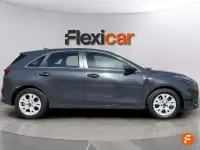 Usado Kia Ceed 136 CV (100 kW) 2023 Azul Utilitario