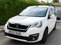 Usado Peugeot TePee Active 100 CV (73 kW) 2016 Blanco Monovolumen