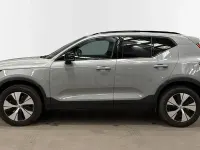 Usado Volvo XC40 Plus 163 CV (119 kW) 2025 Gris / plata SUV