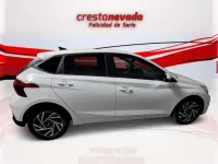 Usado Hyundai i20 101 CV (74 kW) 2024 Blanco Utilitario