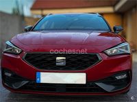 Usado Seat Leon FR 150 CV (110 kW) 2021 Rojo Familiar