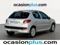 Usado Peugeot 206 70 CV (51 kW) 2010 Gris Utilitario