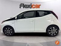 Usado Toyota Aygo X-play 72 CV (52 kW) 2021 Blanco Utilitario