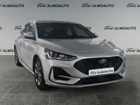 Usado Ford Focus ST-Line 155 CV (114 kW) 2024 Plata perla (metalizado) Berlina