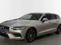 Usado Volvo V60 Core 350 CV (257 kW) 2025 Gris Familiar