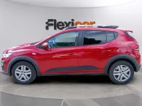 Käytetty Dacia Sandero Essentiel 91 HP (66 kW) 2022 Punainen Viistoperä