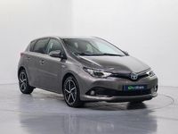 Usado Toyota Auris Hybrid Edition 136 CV (100 kW) 2018 Marrón Berlina