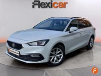 Usado Seat Leon Style 115 CV (84 kW) 2021 Blanco Familiar