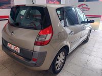 Usado Renault Scénic II Dynamique 150 CV (110 kW) 2006 Beige Monovolumen