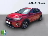 Usado Kia Stonic 120 CV (88 kW) 2022 Rojo SUV