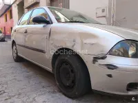 Usado Seat Cordoba 130 CV (95 kW) 2004 Gris / plata Berlina