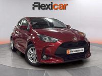 Usado Toyota Yaris Edition 125 CV (91 kW) 2022 Rojo Berlina