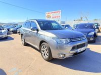 Usado Mitsubishi Outlander P-HEV Motion 203 CV (149 kW) 2014 Gris / plata SUV