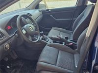 Usado VW Golf IV Trendline 102 CV (75 kW) 2004 Azul Berlina