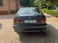 Usado Lexus IS200 Luxury Line 155 CV (114 kW) 2005 Azul Berlina