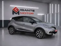 Usado Renault Captur Zen 131 CV (96 kW) 2019 Gris SUV