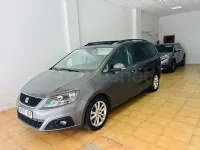 Usado Seat Alhambra Style 140 CV (102 kW) 2011 Gris / plata Monovolumen