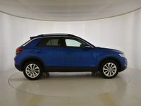 Usado VW T-Roc Life 150 CV (110 kW) 2024 Azul SUV