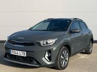 Usado Kia Stonic 120 CV (88 kW) 2021 Gris SUV