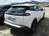Usado Peugeot 2008 Active 110 CV (80 kW) 2021 Blanco SUV