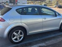 Usado Seat Leon 90 CV (66 kW) 2009 Gris / plata Utilitario