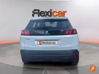 Usado Peugeot 3008 Active 130 CV (95 kW) 2022 Verde SUV