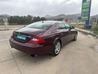 Usado Mercedes CLS350 224 CV (164 kW) 2005 Burdeos Coupe