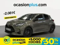 Usado Toyota Yaris Hybrid Plus 116 CV (85 kW) 2022 Marrón