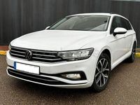 Usado VW Passat Executive 150 CV (110 kW) 2022 Blanco Familiar