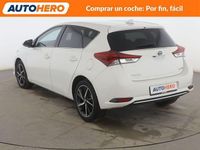Usado Toyota Auris Hybrid Active 136 CV (100 kW) 2018 Blanco Utilitario