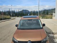 Usado VW Caddy Maxi 114 CV (83 kW) 2023 Amarillo Monovolumen