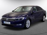 Usado VW Passat Advance 120 CV (88 kW) 2019 Azul Berlina