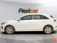 Usado Kia Ceed 136 CV (100 kW) 2021 Blanco Utilitario