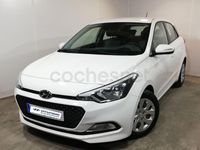 Usado Hyundai i20 84 CV (61 kW) 2015 Blanco Berlina