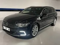 Usado VW Passat GTE 218 CV (160 kW) 2022 Negro Familiar
